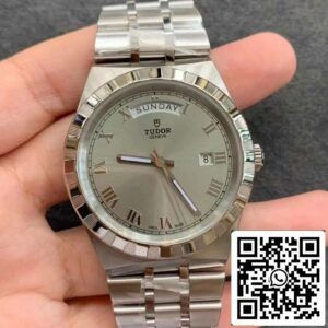 Replica Tudor Royal M28600-0001 Data zilei V7 Factory Silver Dial