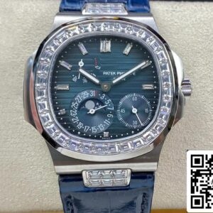Patek Philippe Nautilus 5724G-001 1:1 Best Edition GR Factory Bracelete azul
