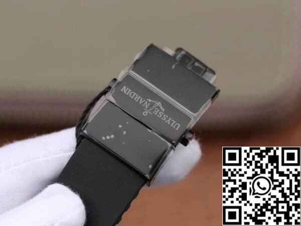 9 124 9a102b0d f855 40d6 b140 eec3703f3f77 ユリスナルダンエルトロ322-00-3ステンレススチールケースオールワーキングGMTカレンダーメンズ腕時計1:1ベスト版スイスUN-32ムーブメントブラックラインパターンダイヤル