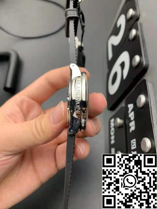 Blancpain Fifty Fathoms Barakuda 5008B 1130 B52A 1 1 Najboljša izdaja ZF Factory Black Dial ZDA replika Watch 6126 Blancpain Fifty Fathoms Barakuda 5008B 1130 B52A 1: 1 Najboljša izdaja ZF Factory Black Dial