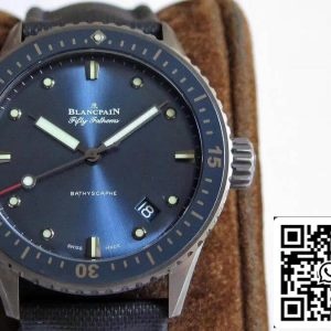 Blancpain Fifty Fathoms Bathyscaphe 5000-0240-O52A ZF Factory Men Watches 1:1 Best Edition Swiss ETA1315 Quadrante Blu Sunburst