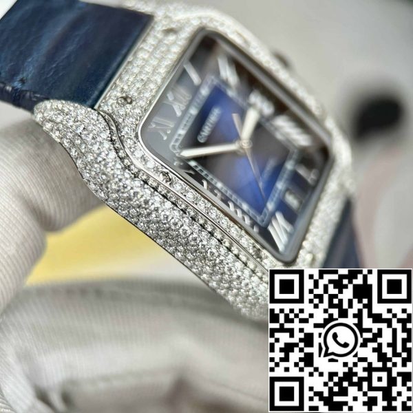 z4837251361756 365520635f4123d53dc03503fdb936e0 Cartier - Santos De Cartier - Aço - Conjunto de diamantes personalizados - Mostrador azul BV Factory