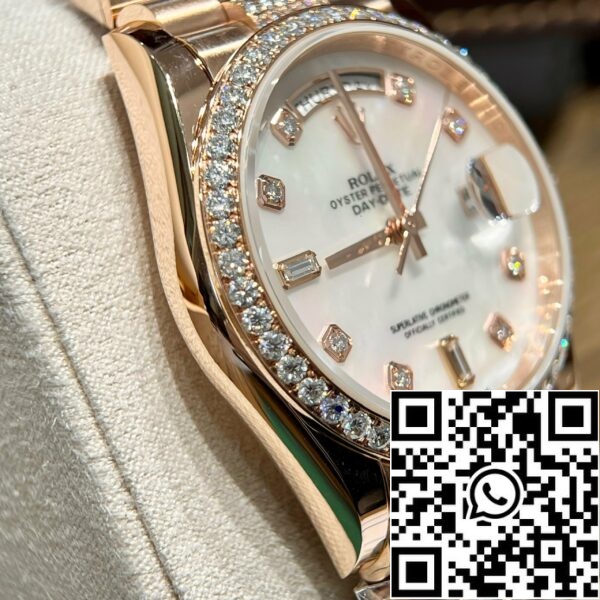 z5270468198198 64e56e49334d3de35236c1d53cbd0949 0c5d4baf 1c18 4ae2 bb44 81c20577990b Rolex Day-Date M128345RBR-0030 Gyöngyház 1:1 Best Edition egyedi 18k és moissanite gyöngyház 1:1 Best Edition