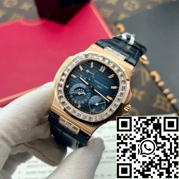 z5273296904298 69f578b6072b8653632f9f1f51b8499b Patek Philippe Nautilus 5724R 1:1 mejor edición Esfera azul personalizado 18k y moissanite