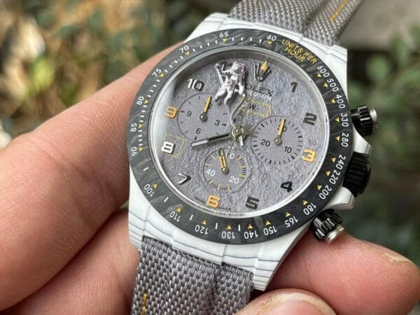 z5395508855918 b8d9dcee0f7d233483f1150d04b37067 【4130 Movimento DIW Versão modificada】Rolex Cosmograph Daytona Series Bracelete cinzenta Caixa em fibra de carbono