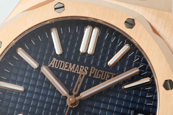 i1725779066 1190 5 1 Audemars Piguet Royal Oak 15510ST iz tovarne IPF 1:1 Super Clone Blue Dial Rose Gold