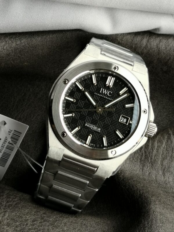 IWC Ingenieur Automatic IW328901 Watch 40mm 1:1 Best Clone V7 Factory Black Dial