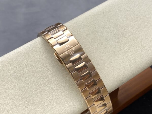 a1740312834310 7477 Patek Philippe Nautilus 5712/1R-001 1:1 Best Clone PPF Factory V3 Brown Dial