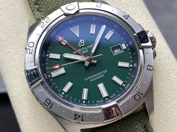 Breitling Avenger Automatic GMT 44 BLS Factory 1:1 Best Clone Green Dial Velcro Strap