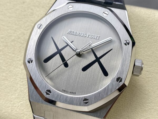 Audemars Piguet Royal Oak X Kaws V3 Newest Version 1:1 Best Clone APS Factory